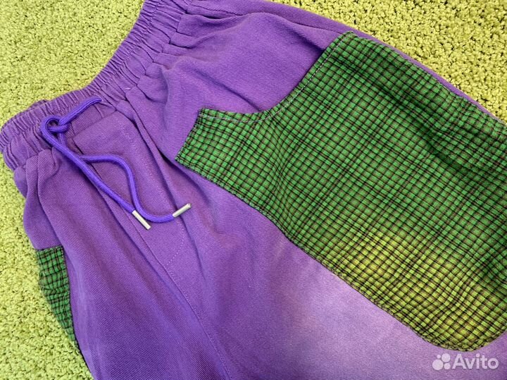 Женские джинсовые шорты / с большими карманами