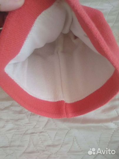 Продам зимние и осенние шапки