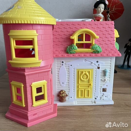 Домик кукольный
