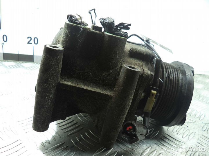 Компрессор кондиционера Jaguar S-type X200