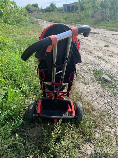 Детский велосипед с ручкой