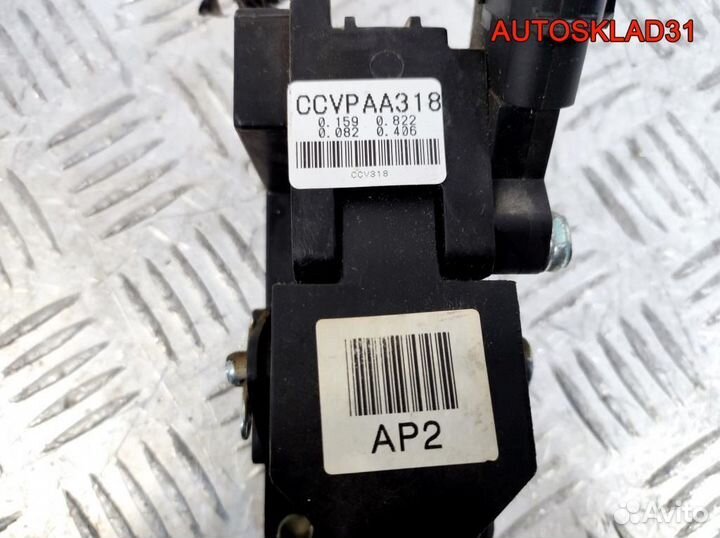 Педаль газа Hyundai Starex H1 327264A700