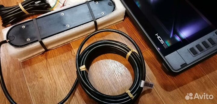 Lowrance HDS 12 live AI3in1