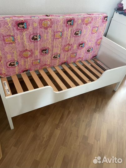 Кровать IKEA с матрасом
