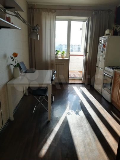 2-к. квартира, 60 м², 8/9 эт.