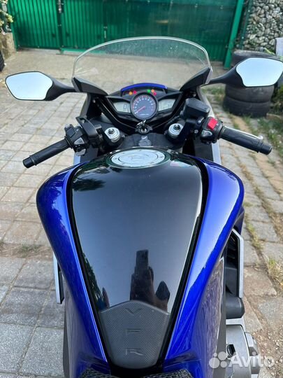 Мотоцикл спорт турист honda vfr 1200