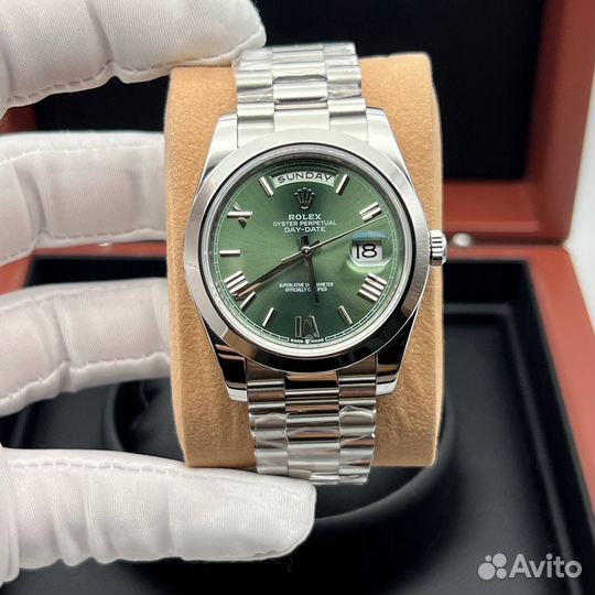 Мужские часы Rolex Day-Date зеленые