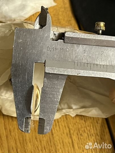 Зип Б-12 к биноклю (цена за колпак объектива)