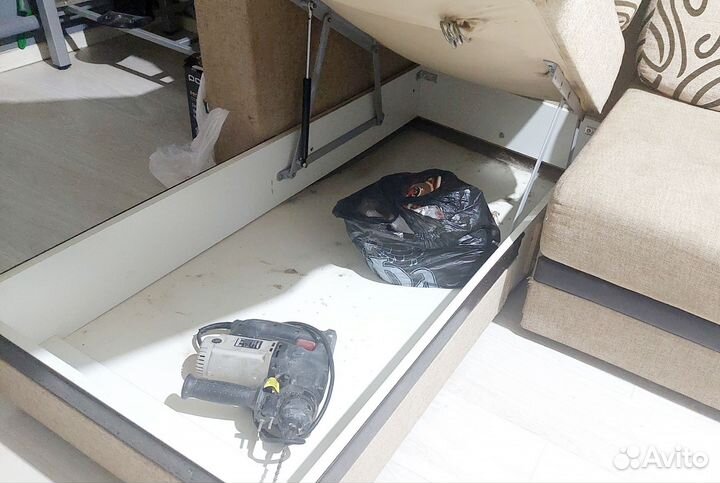 Угловой диван бу