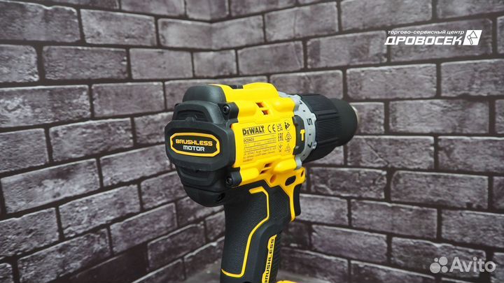 Ударный аккумуляторный шуруповёрт DeWalt DCD805P2T