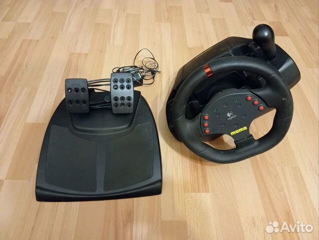 Руль + педали Logitech Momo Racing Force