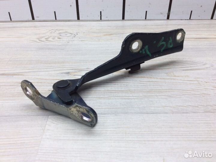 Петля капота Mitsubishi Pajero Sport K9 1998-2008