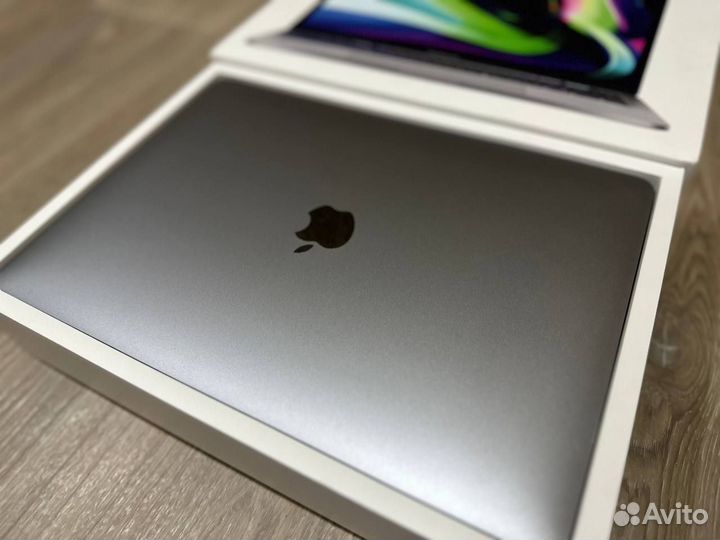 Идеальный Apple Macbook Pro 13 2020 M1 8/256