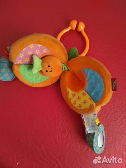 Мягкая игрушка- погремушка