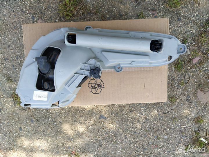 Фара противотуманная правая на Hyundai Solaris