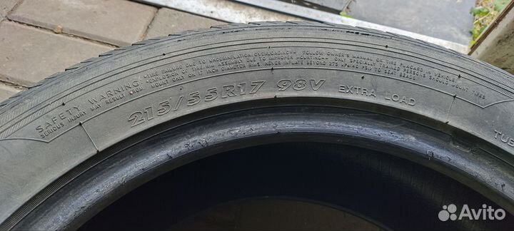 Maxtrek Maximus M1 215/55 R17