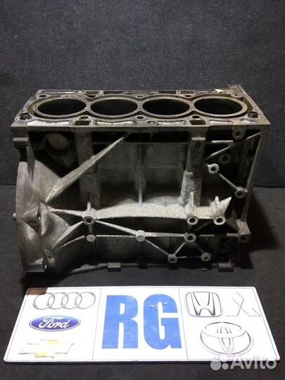 Блок двигателя Ford Focus 2 1.6 shda 2008