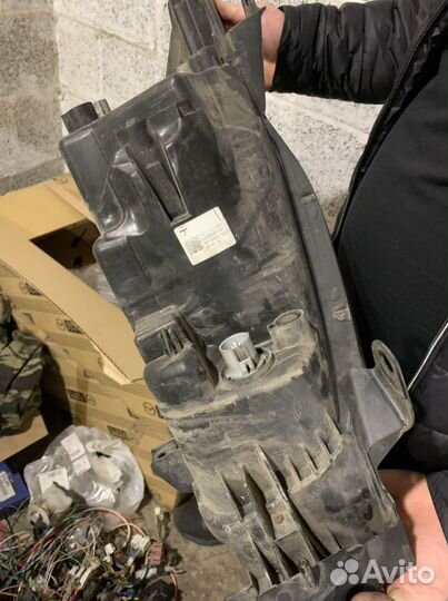 Фары Mazda CX-5 (правая) KD31-51040