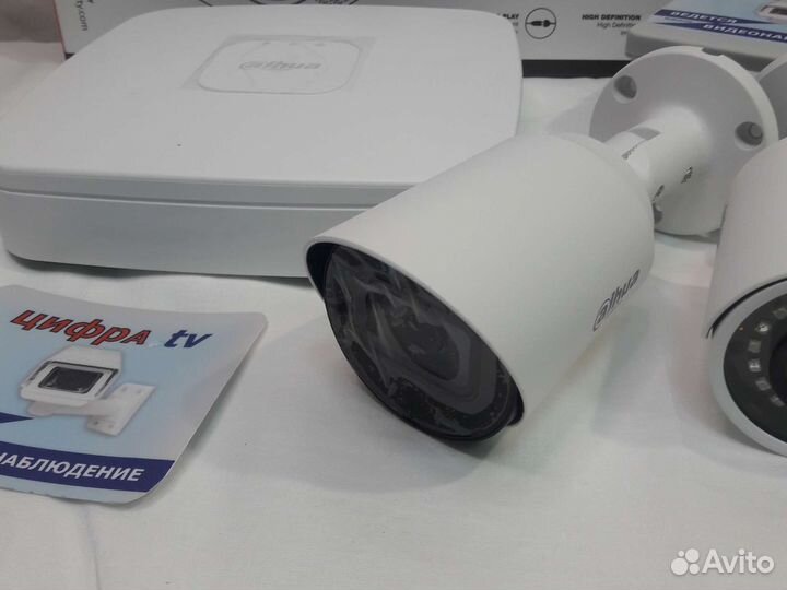 Комплект видеонаблюдения 4Мп Dahua 8 камер