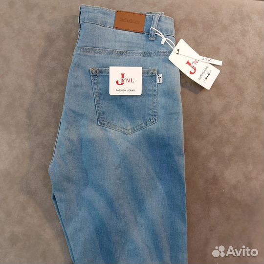 Джинсы бананы женские