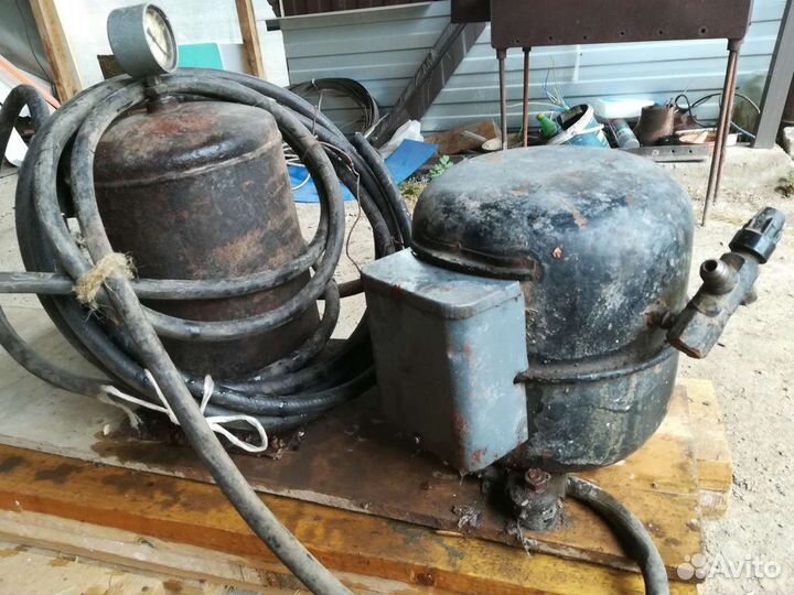 Компрессор от холодильной уст