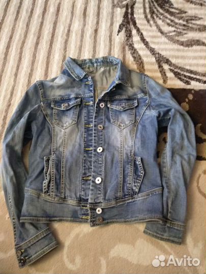 Джинсовая куртка