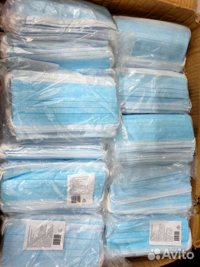 Маска одноразовая медицинская