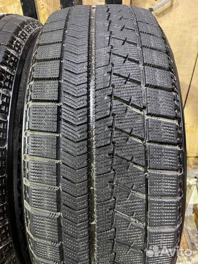 Bridgestone Blizzak VRX 225/60 R18 100S