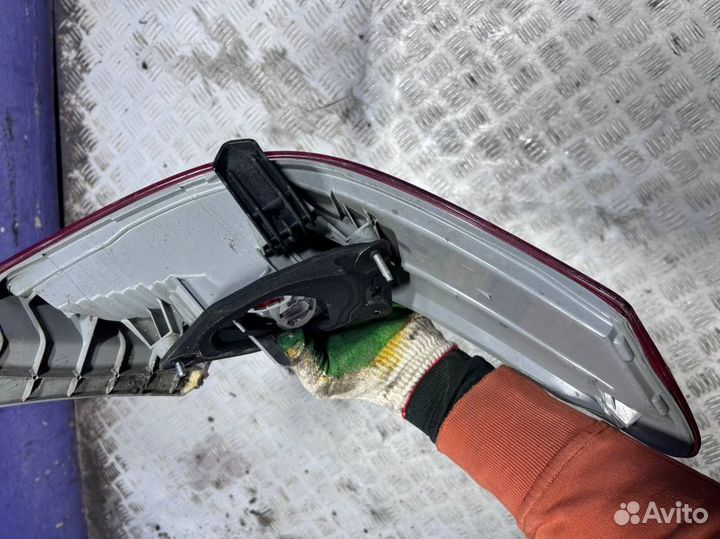 Фонарь задний правый Toyota Camry XV40 2010