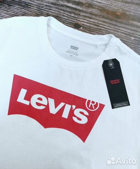 Женская футболка Levi's лимитка оригинал