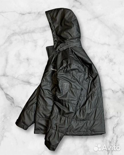 Куртка Calvin Klein: весенние акценты в вашем образе