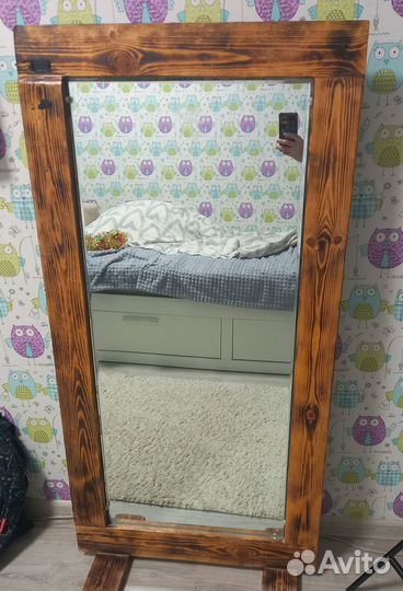 Зеркало напольное