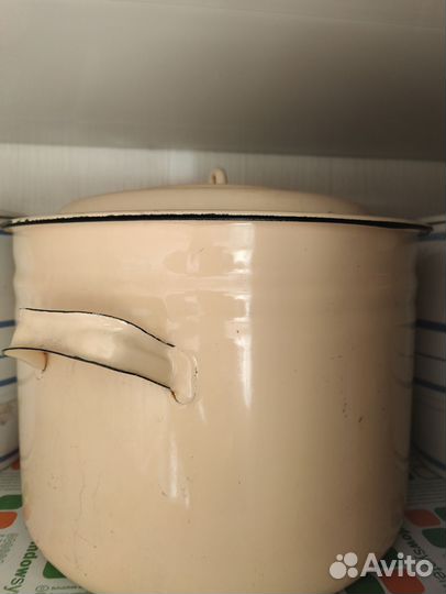 Кастрюля эмалированная 30 литров СССР