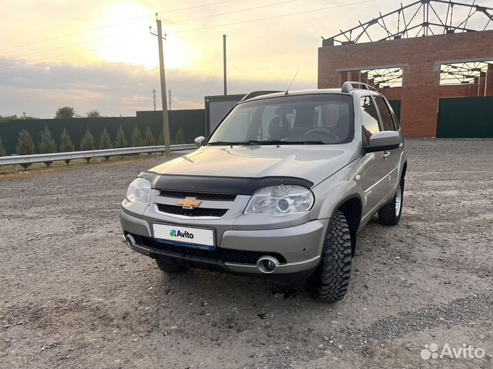 Chevrolet Niva, 2012