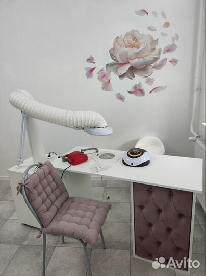 Маникюр, Педикюр, Наращивание ресниц