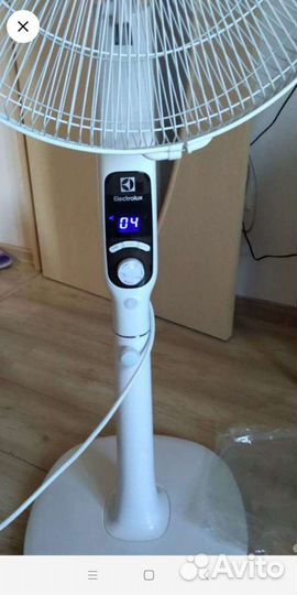 Вентилятор напольный с пультом