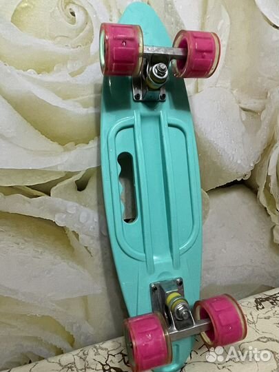 Скейт (пенни борд) со светящимися колёсами