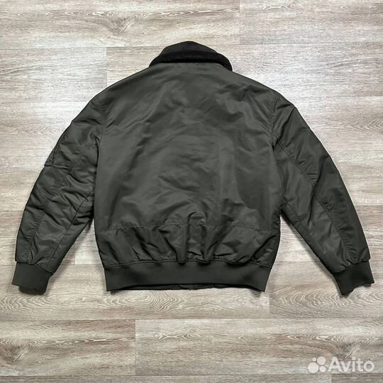 Бомбер Calvin Klein