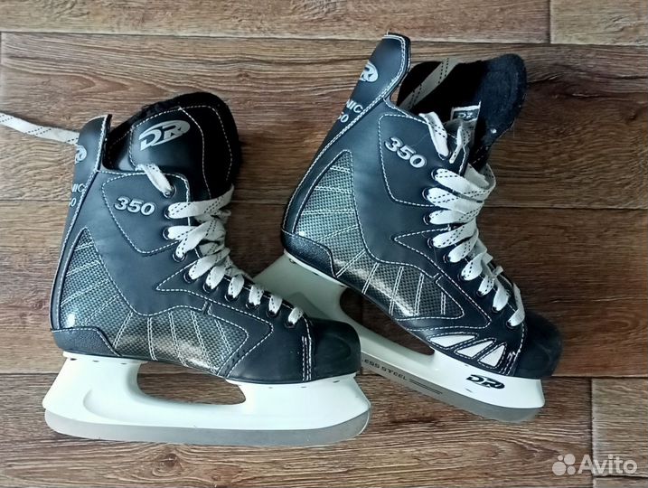Продам хоккейные коньки