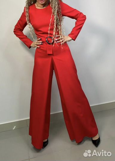 Комбинезон женский