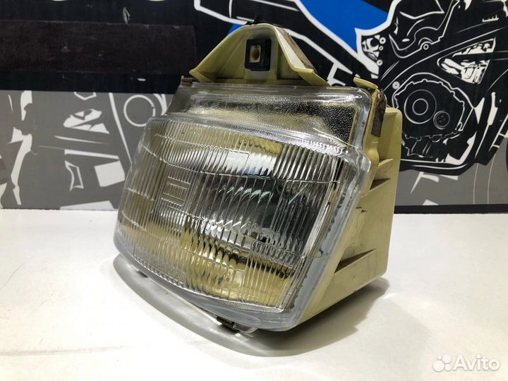 Фара Yamaha FZ 250 Phazer 1985г