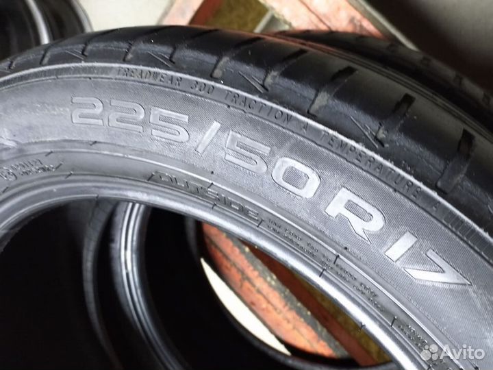 Nokian Tyres Hakka Blue 2 225/50 R17