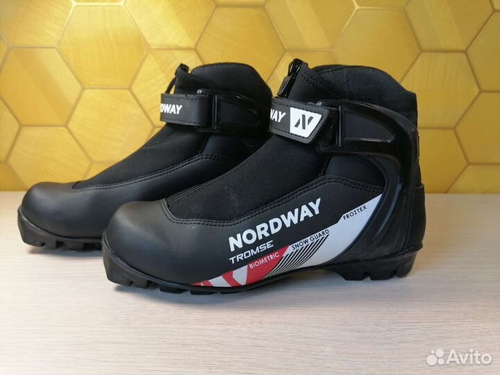 Лыжные ботинки Nordway Tromse размер 39