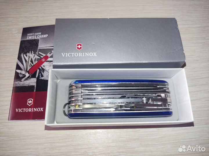 Нож перочинный Victorinox Swiss Champ