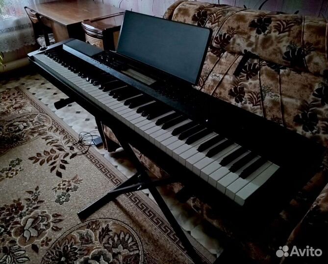 Цифровое пианино casio