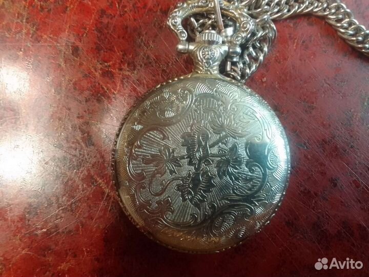 Старинные карманные часы