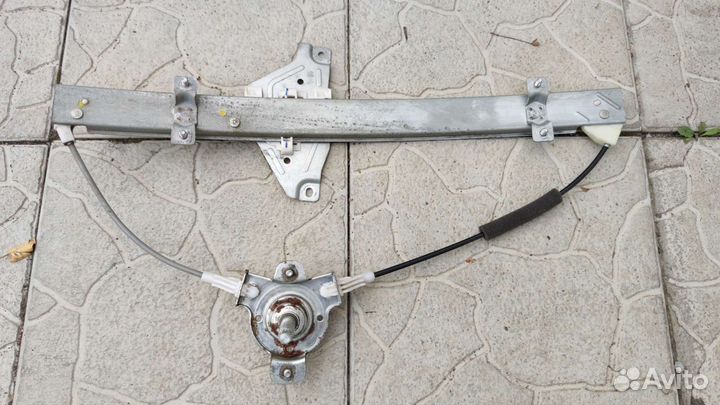 Стеклоподъёмник механический Шевроле Лачетти