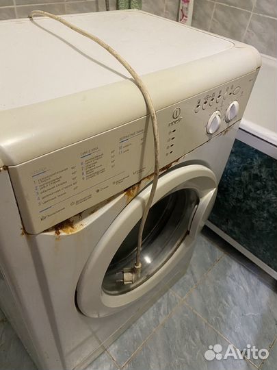 Стиральная машина indesit