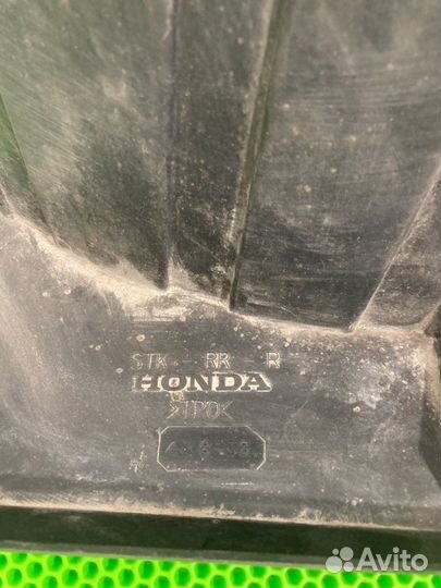 Брызговик задний правый Acura Rdx TB1 K23A1 2009