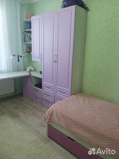 Гарнитур для школьника